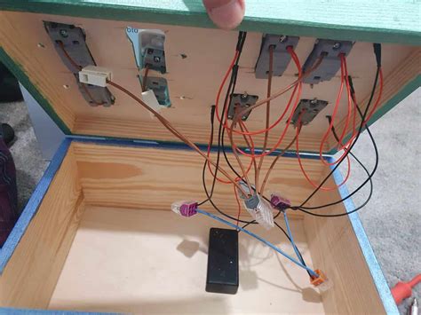 splice in junction box|splice wires without junction box.